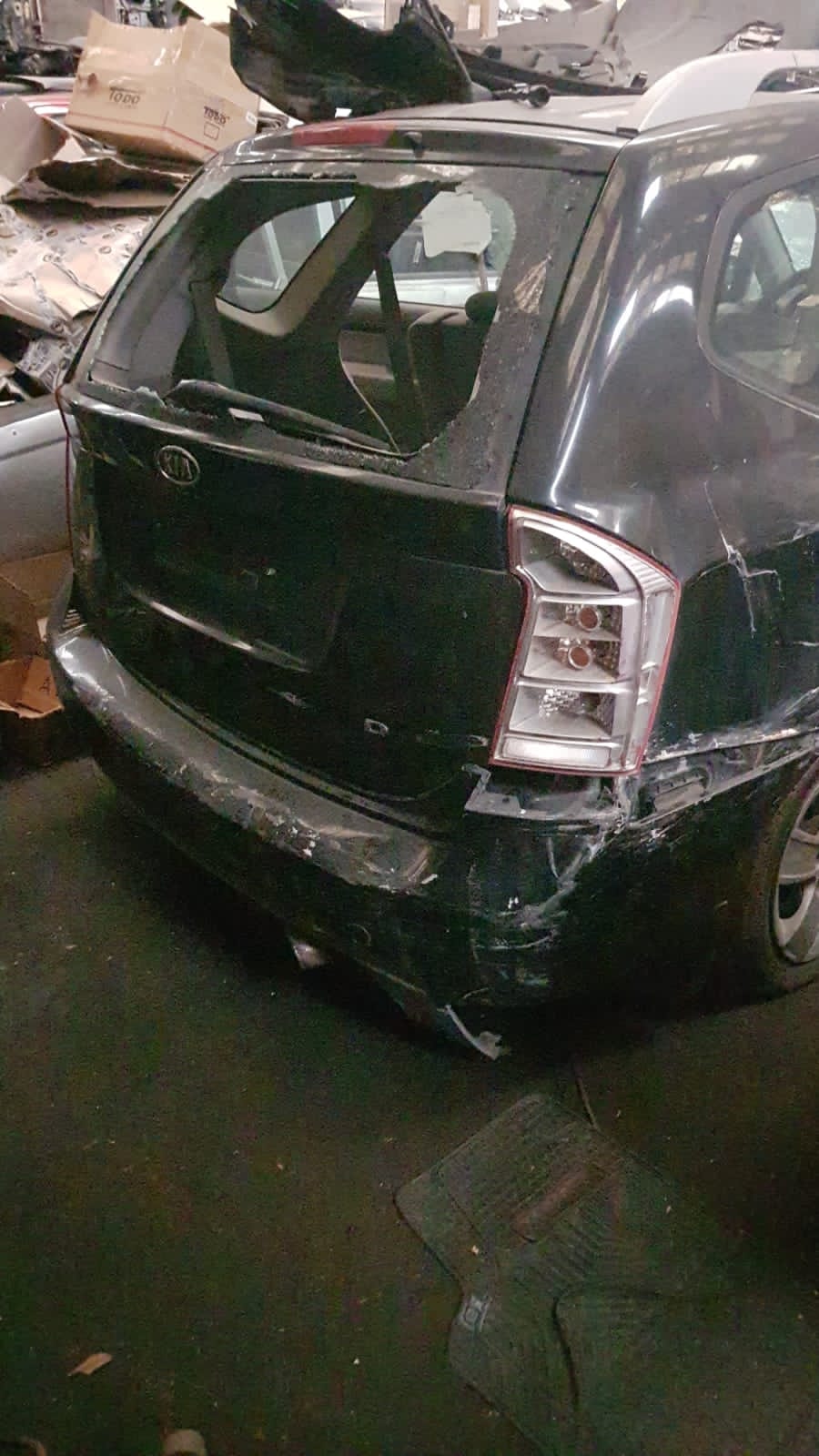  Kia CARENS 2009    EN DESARME